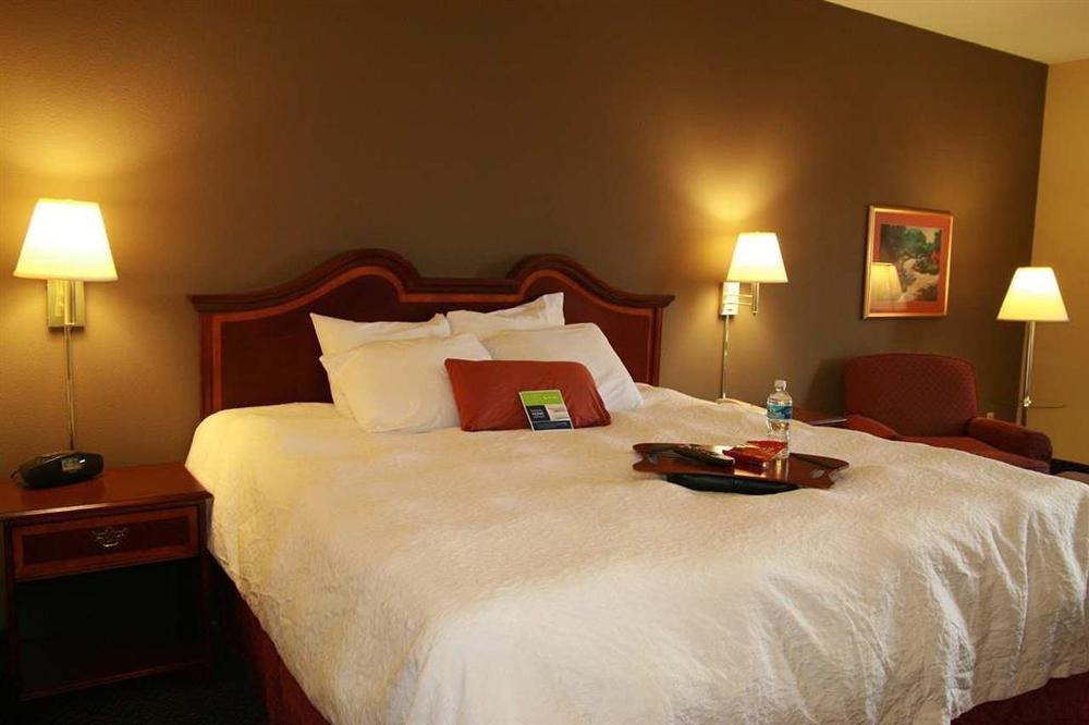 Hampton Inn דנוויל חדר תמונה